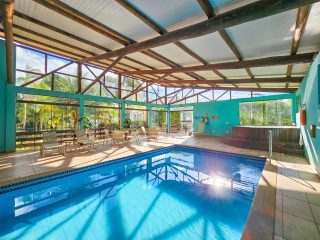 29 - PISCINA AQUECIDA COBERTA - 2024.03 Fotos Pousada Águas de Bonito 085